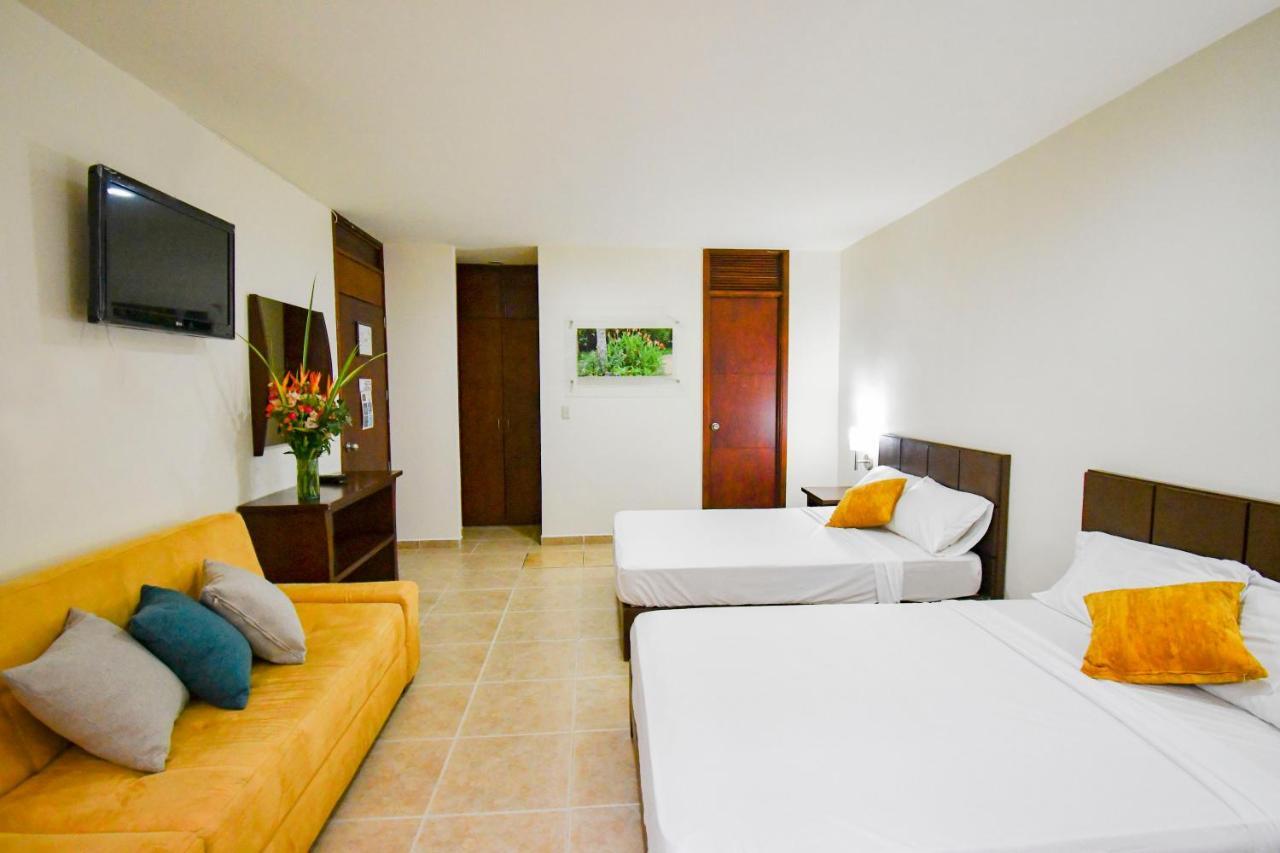 Hotel Monarca Armenia Exterior foto