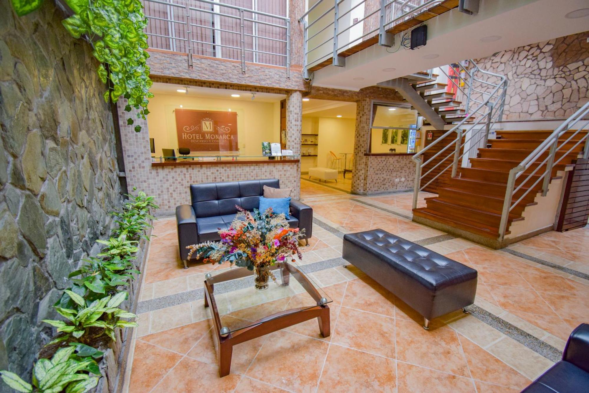 Hotel Monarca Armenia Exterior foto